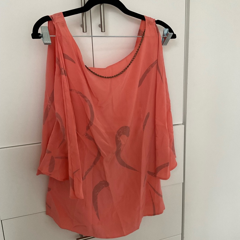 Karen Zambos blouse